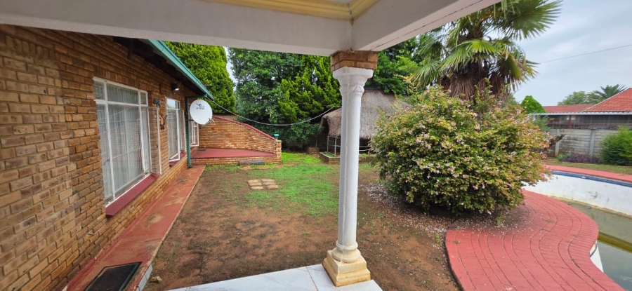 3 Bedroom Property for Sale in La Hoff North West